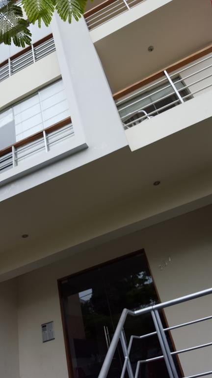 Miraflores Rentals Larcomar Лима Экстерьер фото